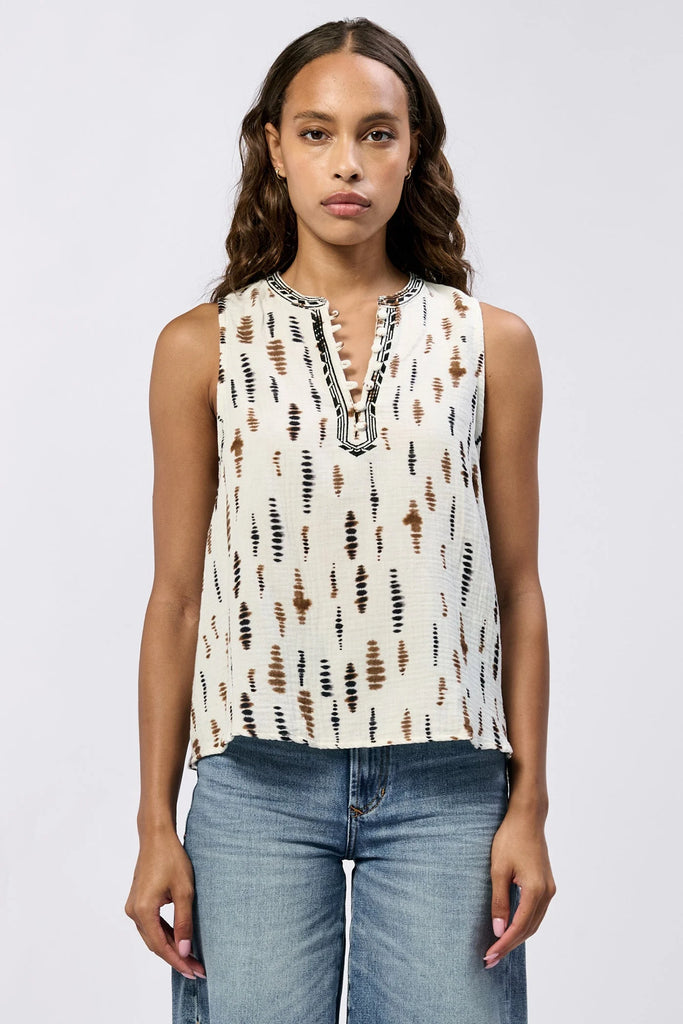 printed sleeveless novelty top