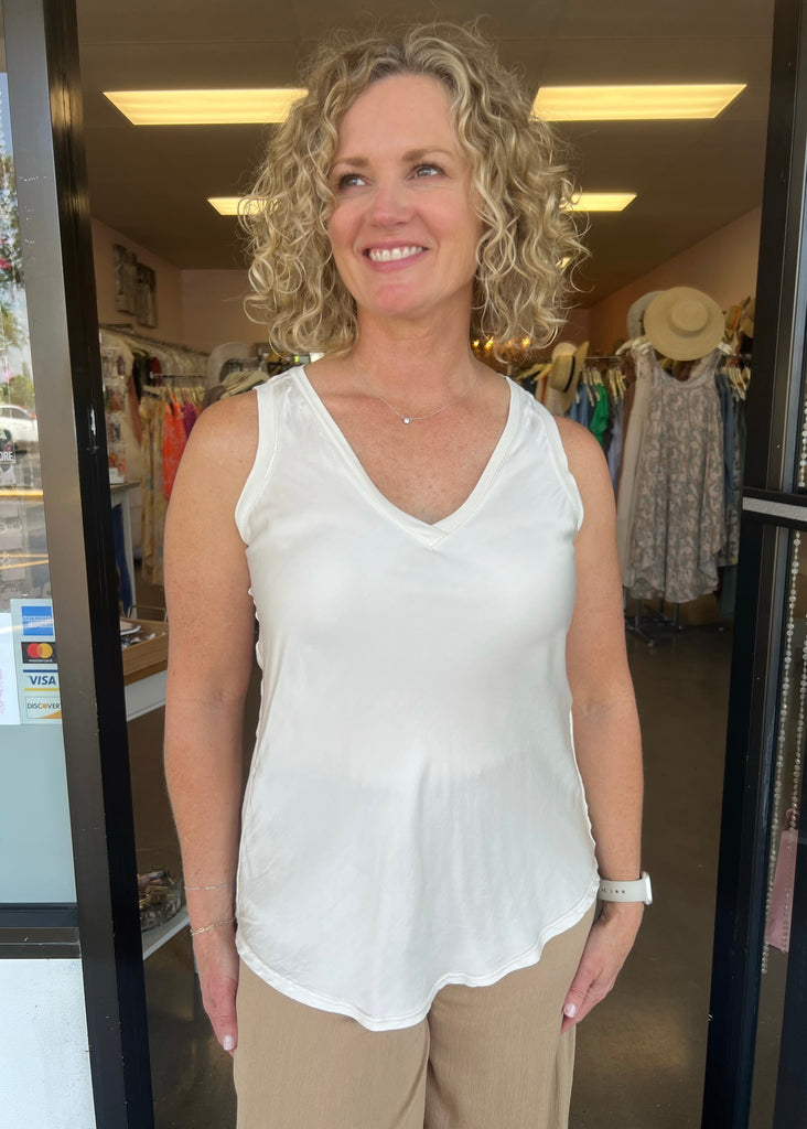 Sleeveless Silk/Viscose V-Neck Tank