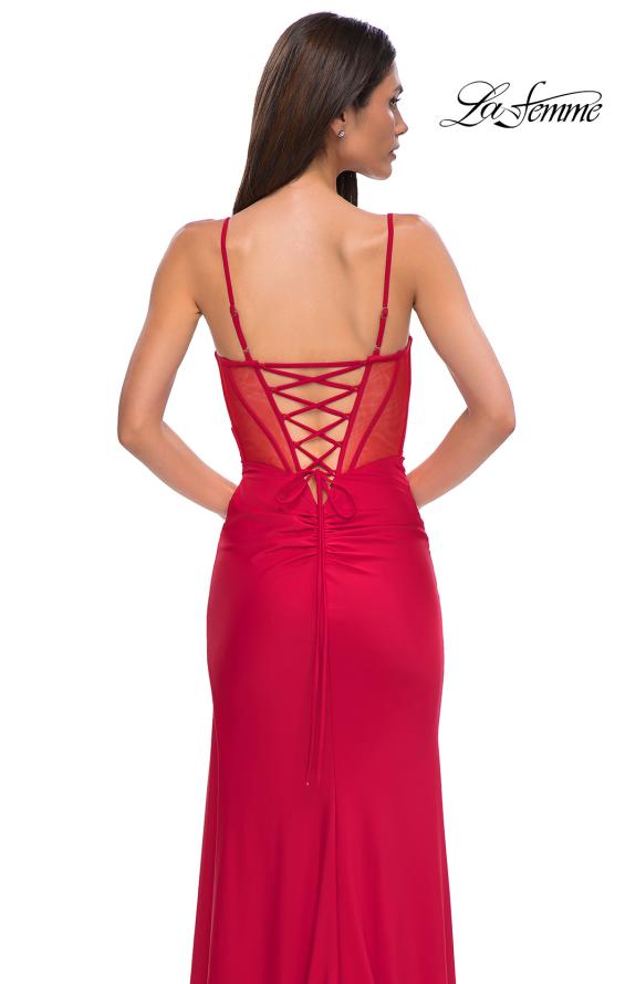 red jersey gown